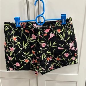 GAP High Waist Black and Pink Floral Shorts